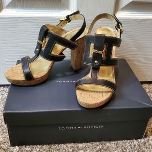 NEW Tommy Hilfiger Edessa